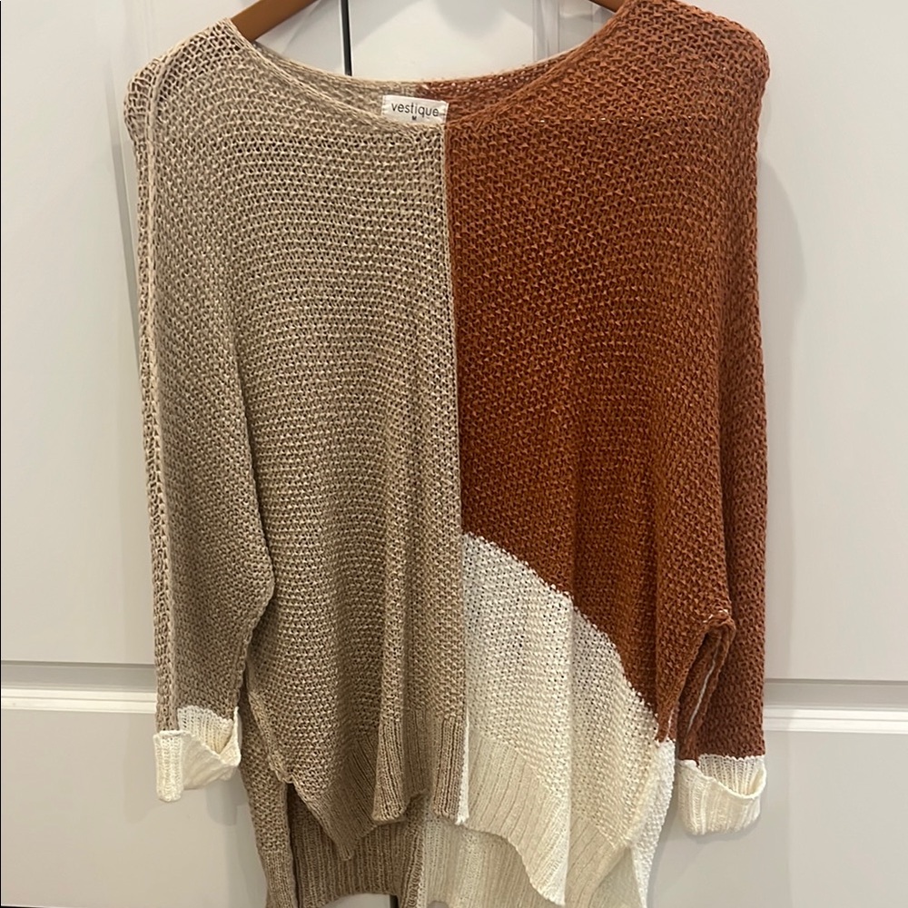 Vestique Brown and Cream Crew Neck Sweater with Textured Knit